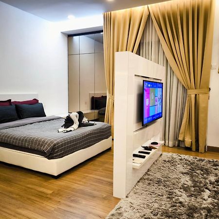 Eshue Designer Suites @ Simfoni Towers شيراس المظهر الخارجي الصورة