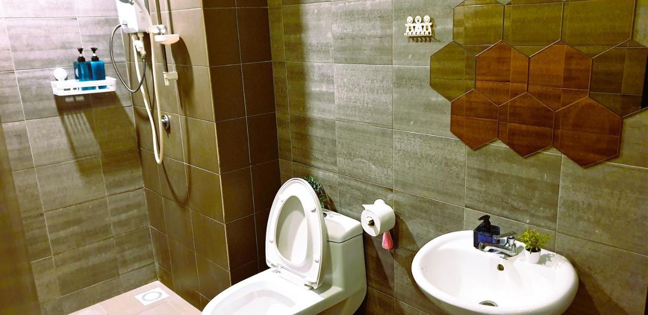 Eshue Designer Suites @ Simfoni Towers شيراس المظهر الخارجي الصورة