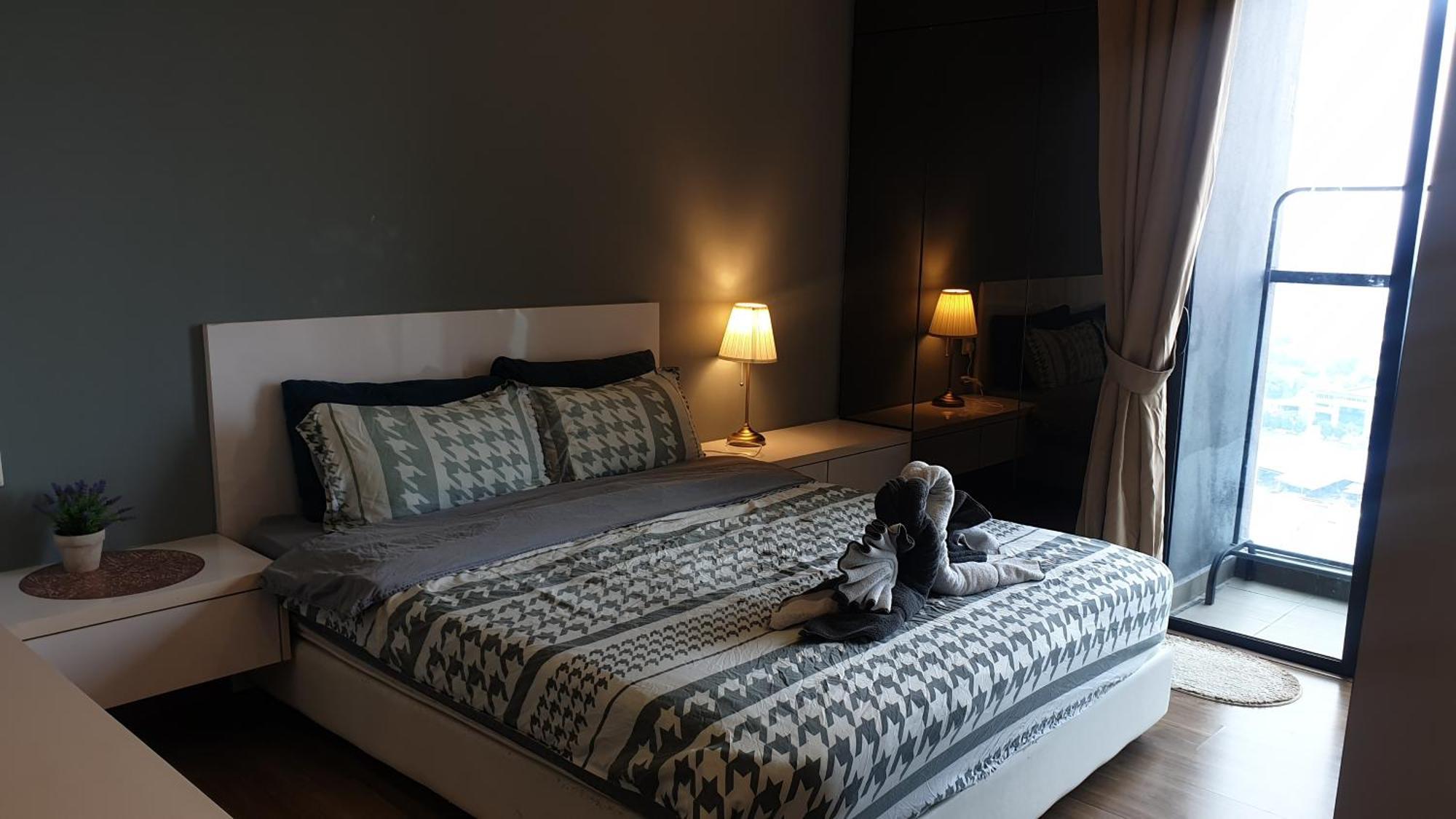 Eshue Designer Suites @ Simfoni Towers شيراس المظهر الخارجي الصورة