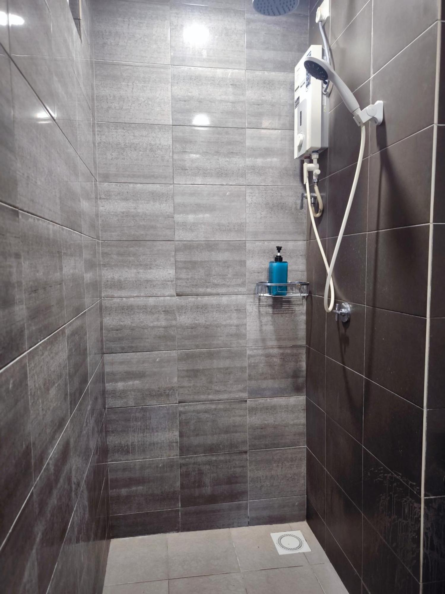 Eshue Designer Suites @ Simfoni Towers شيراس المظهر الخارجي الصورة